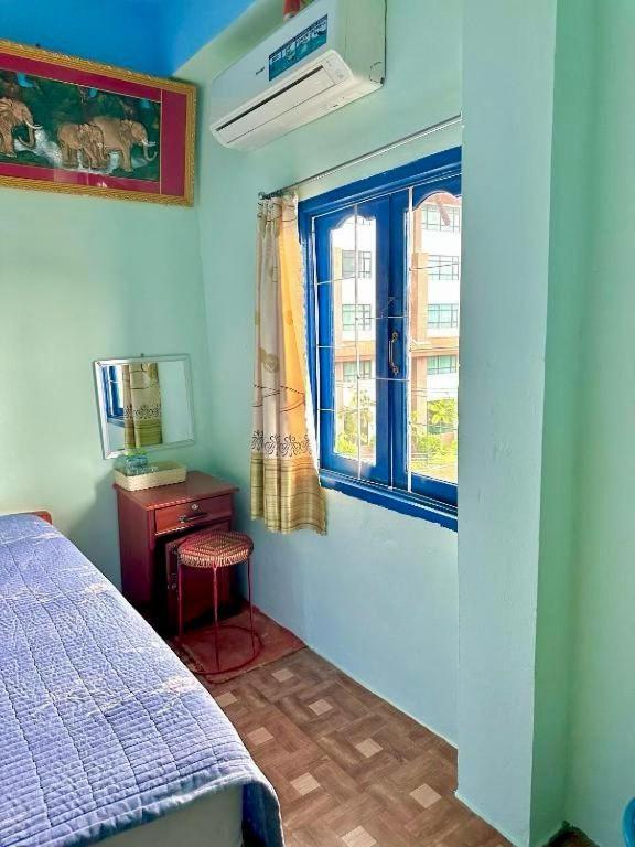 Vang Vieng Ruby Backpackers Hostel Екстериор снимка