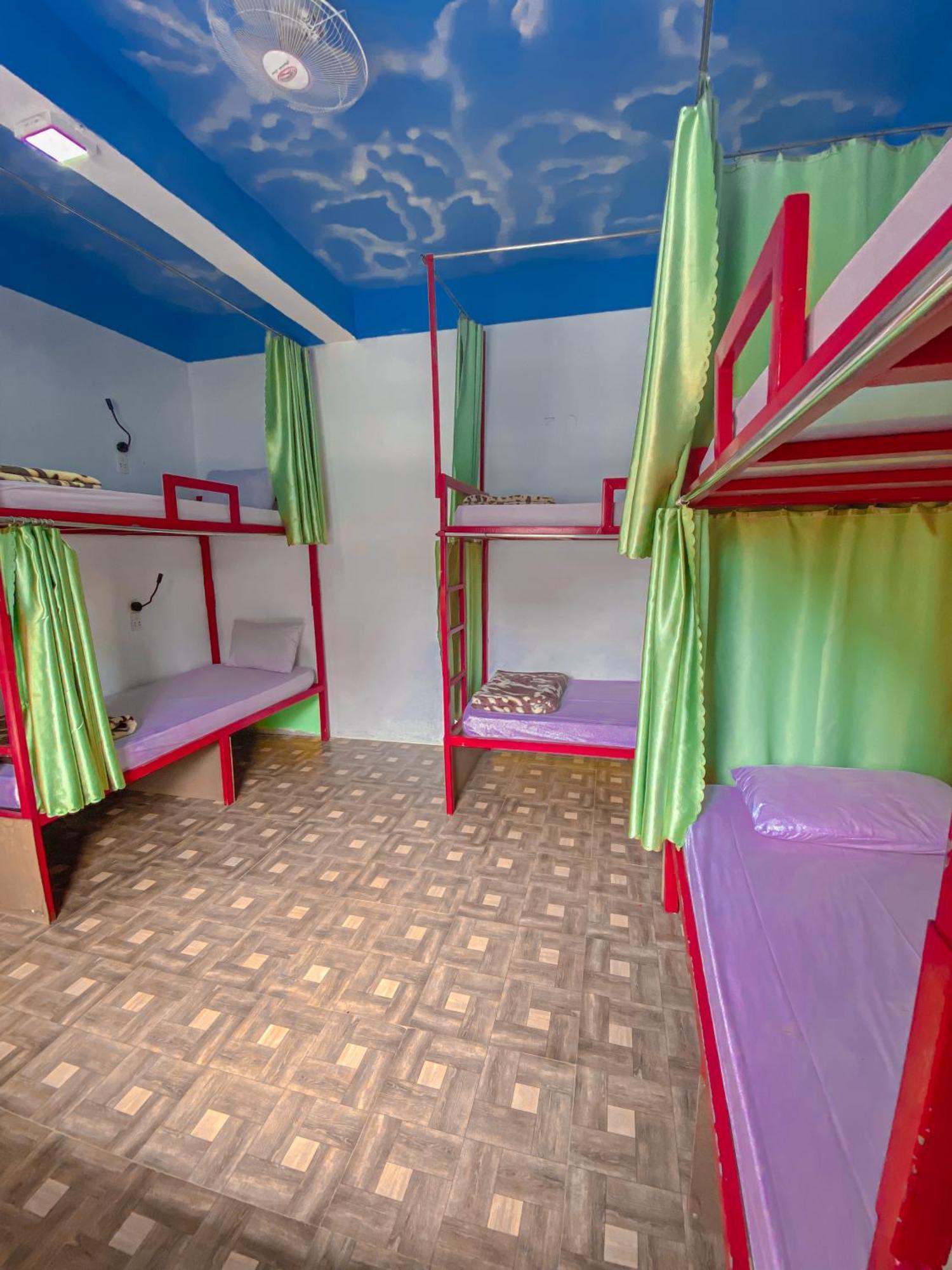 Vang Vieng Ruby Backpackers Hostel Екстериор снимка