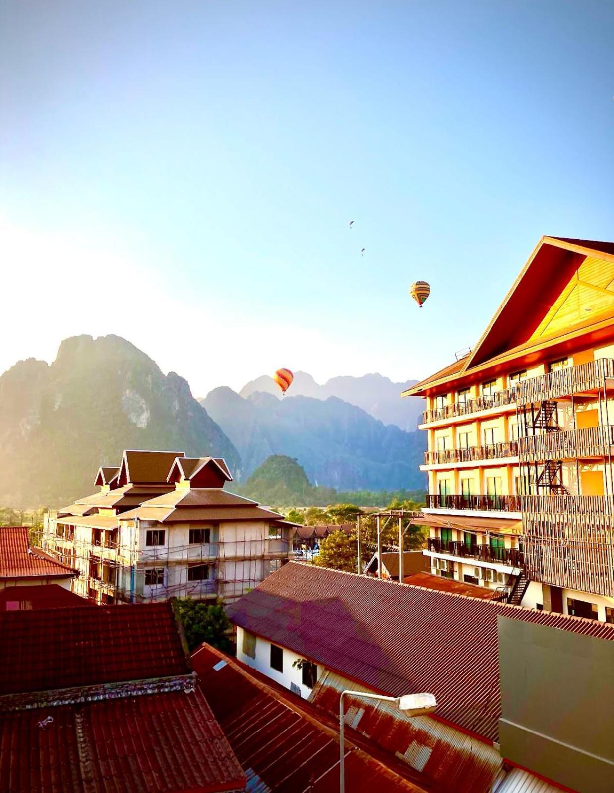 Vang Vieng Ruby Backpackers Hostel Екстериор снимка