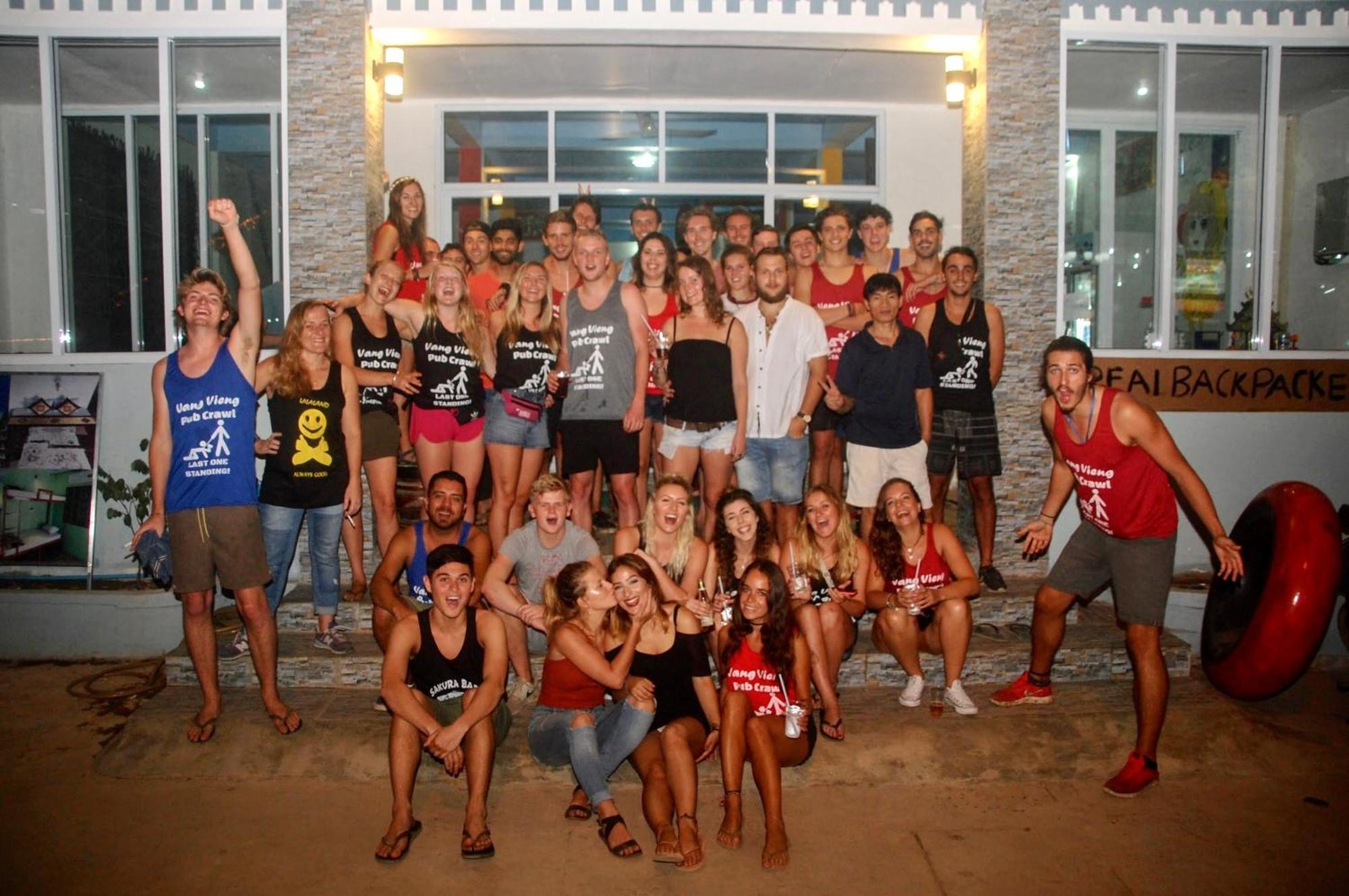 Vang Vieng Ruby Backpackers Hostel Екстериор снимка
